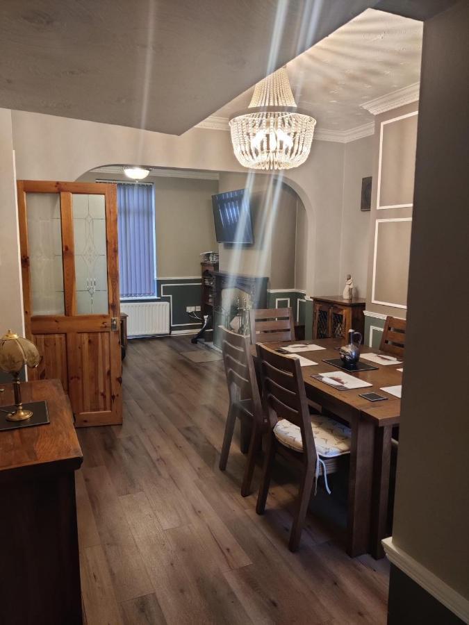 Brads Place -Ballymena Central-New Managent-Fidelity Llc Newly Renovated Welcome المظهر الخارجي الصورة